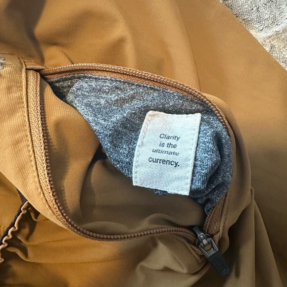 Vuori Men's Fleet Pant XL Caramel Brown 29” Inseam (excellent but one callout) - Picture 6 of 10